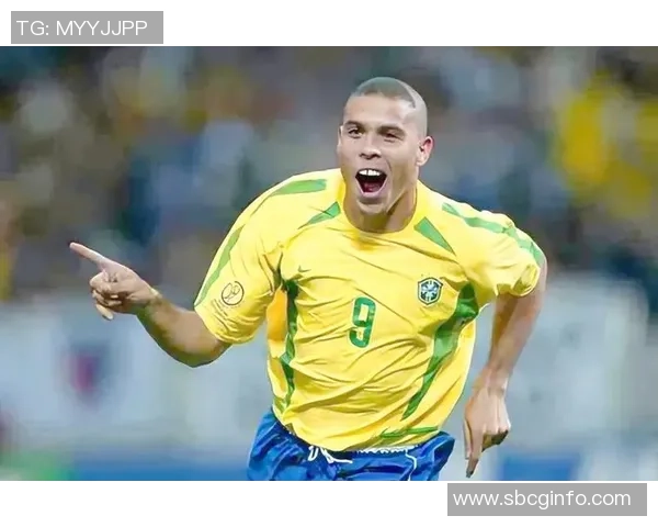 足球明星罗恩的精彩瞬间与职业生涯回顾图片展示